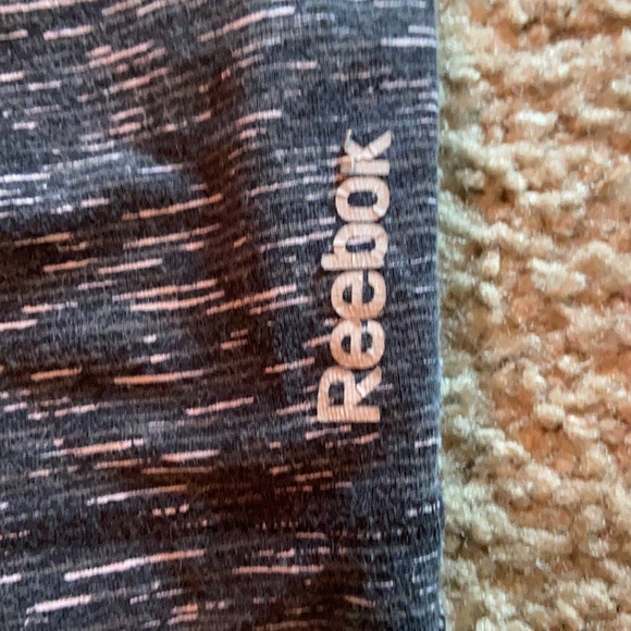 Pattern Reebok shorts size small - Picture 2 of 3